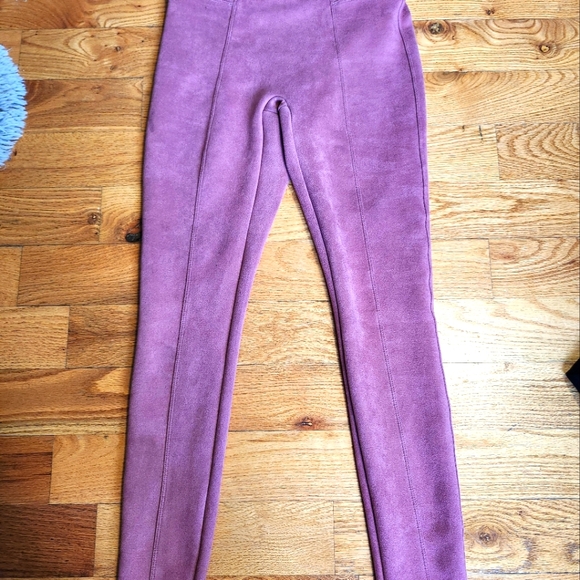 Spanx size small super soft and slim look - Picture 1 of 4